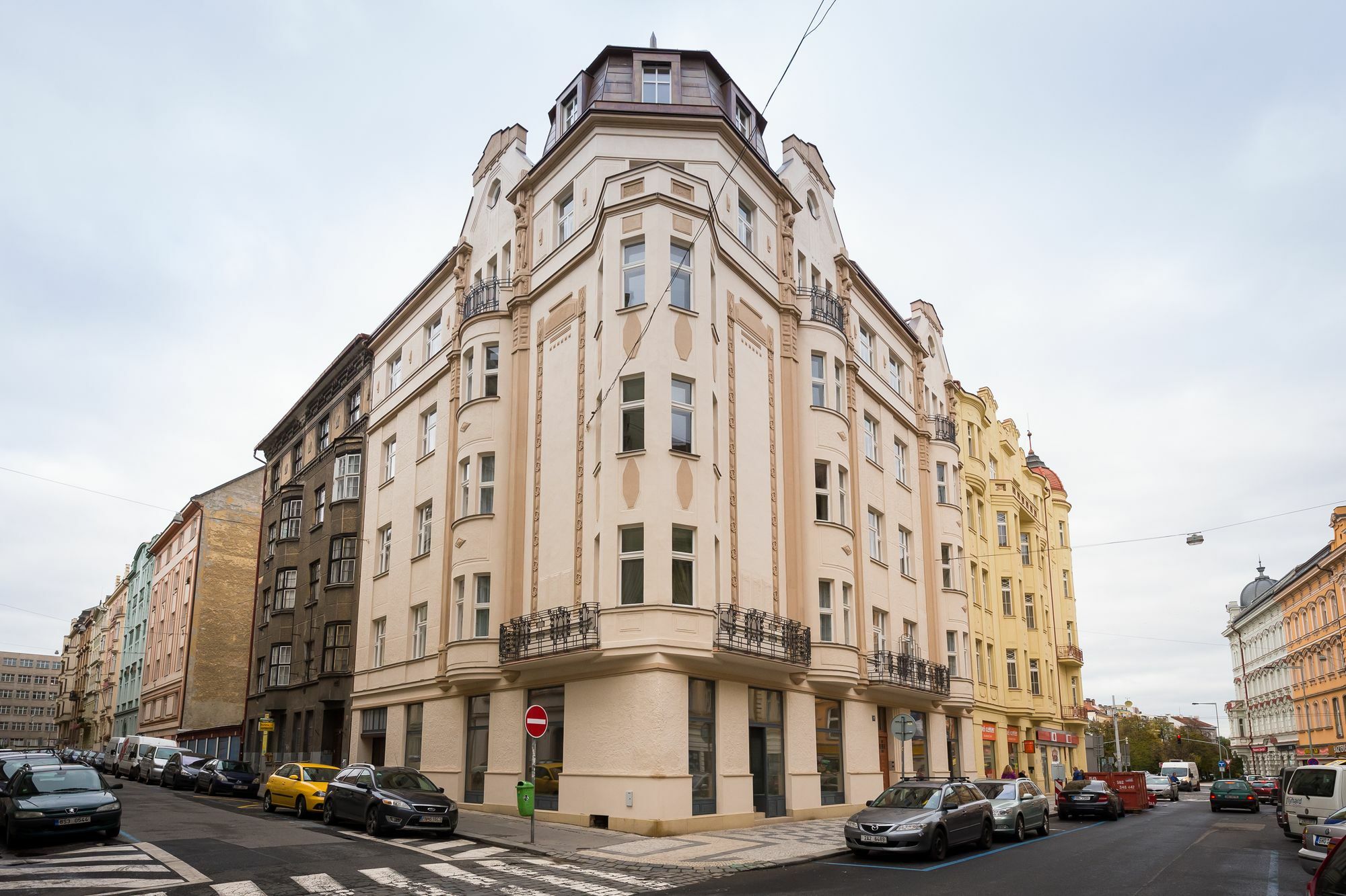 Love To Live Apartments Prága Kültér fotó